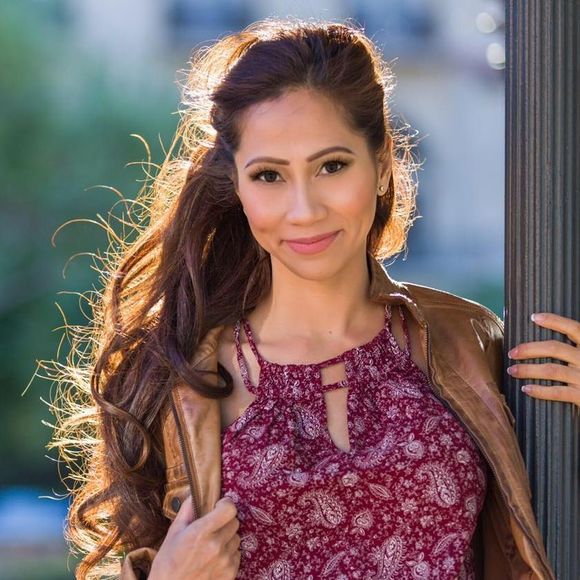 Meet your Posher, Vanessa - Picture 1 of 7